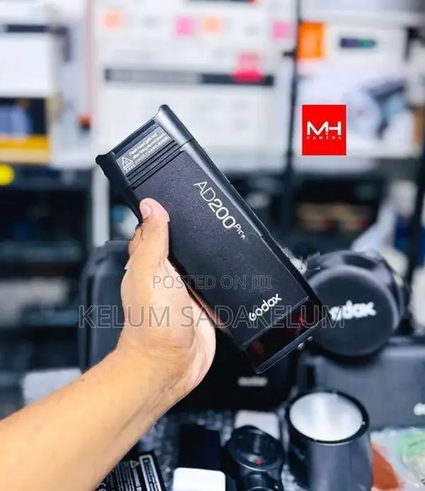 Godox AD200Pro TTL Pocket Flash Kit