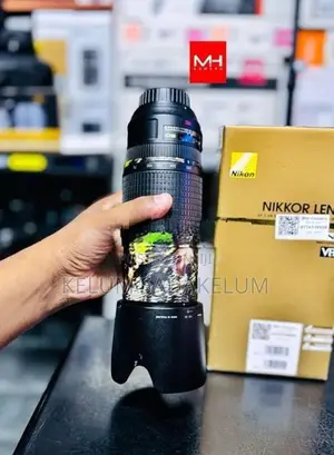 Nikon AF S 70.300mm Red VR Lens