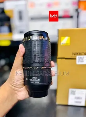 Nikon AF S 70.300mm Red VR Lens
