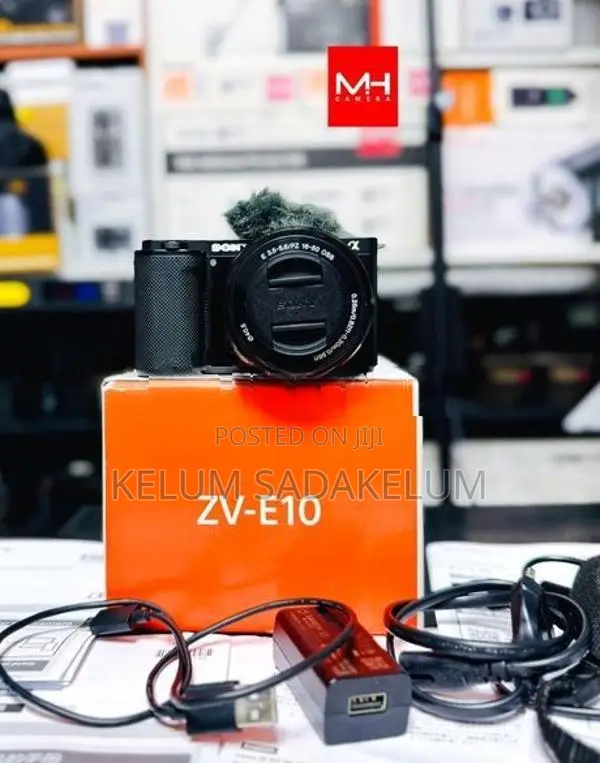 Sony ZV E10 Mirrorless Camera Full Set Box
