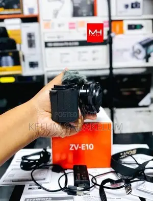 Sony ZV E10 Mirrorless Camera Full Set Box