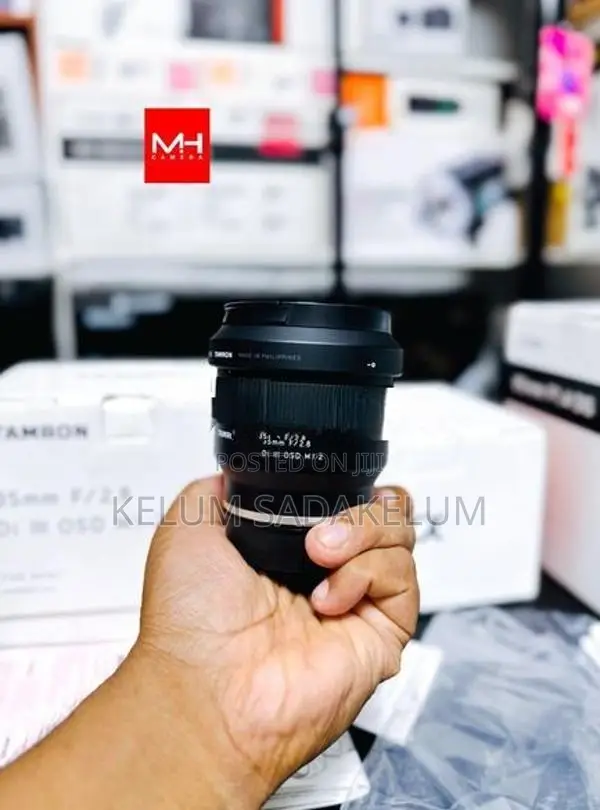 Tamron 35mm f/2.8 Di III OSD M 1:2 Lens for Sony E