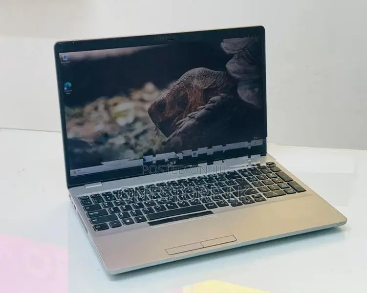 Latitude 5510 i7 10th Gen UHD Graphics FHD IPS Laptop