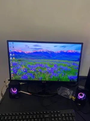 MSI AMD Ryzen 5 3400G Computer Set
