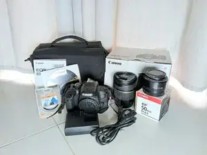Dslr Canon 800D With 18-200mm Lens + 50mm 1.8