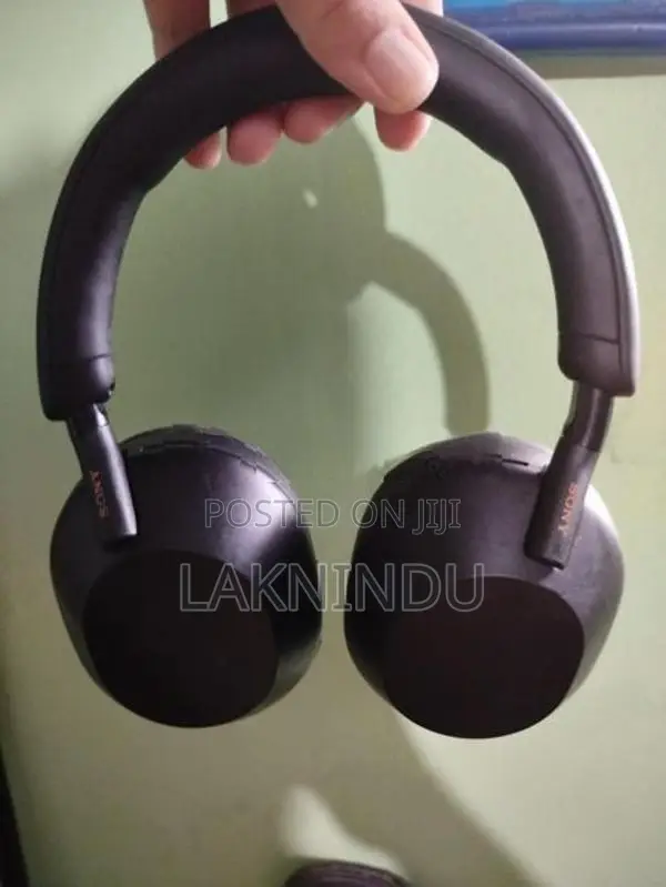 Sony WH-1000XM5