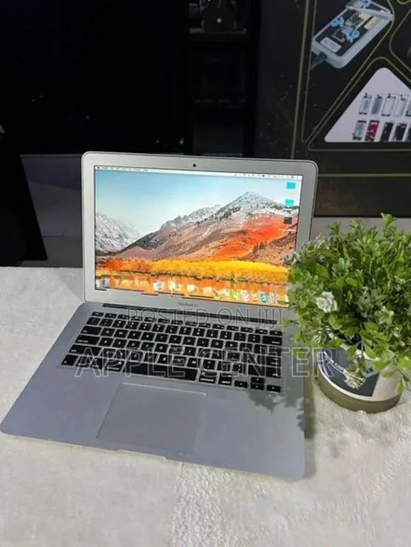 Apple MacBook Air