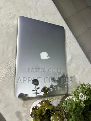 Apple MacBook Air