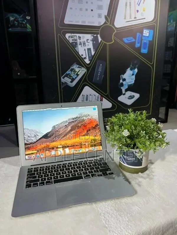 Apple Macbook Air I7 5th Gen