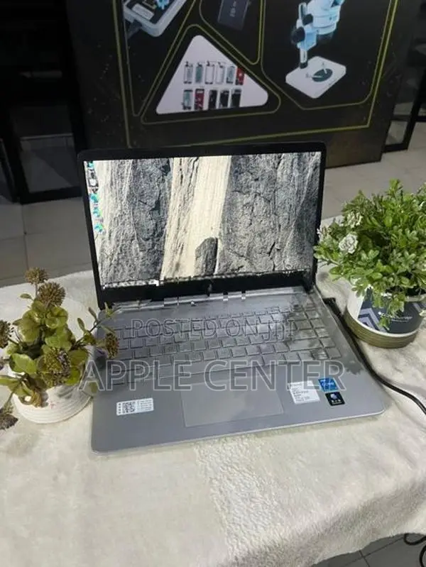 HP Laptop 14S