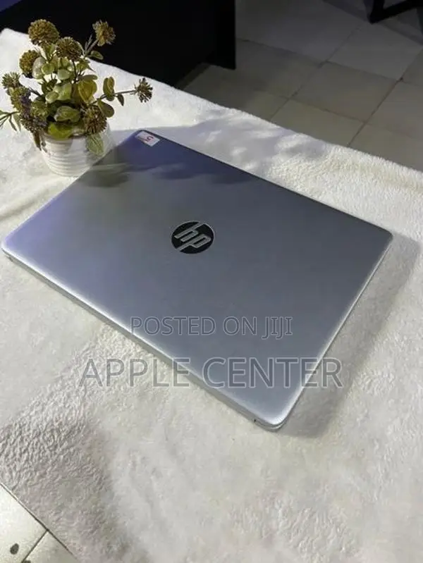 HP Laptop 14S