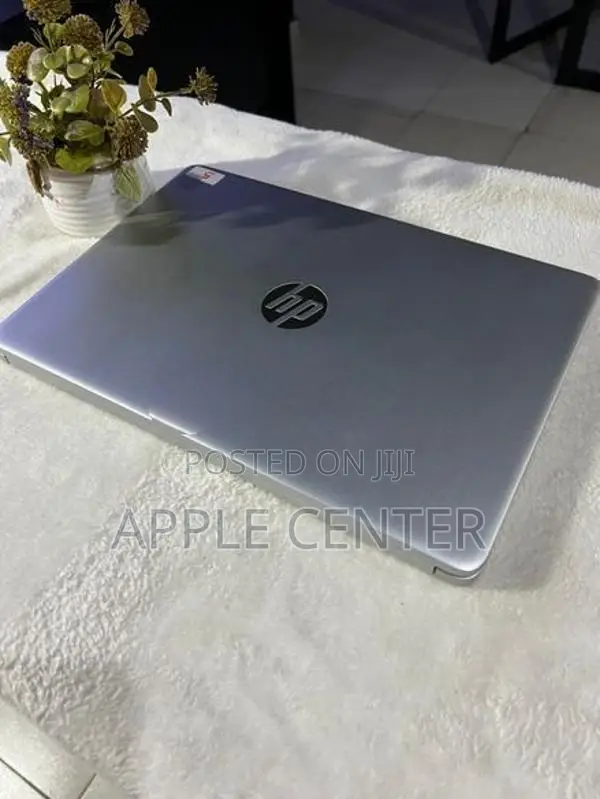 HP Laptop 14S