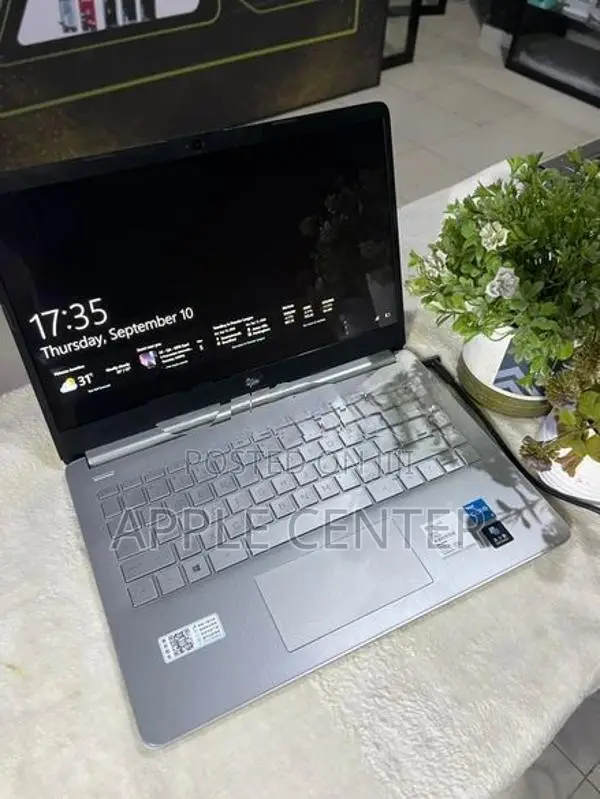 HP Laptop 14S