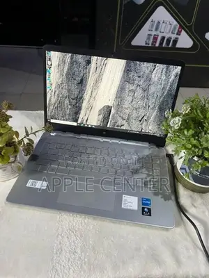 HP Laptop 14S
