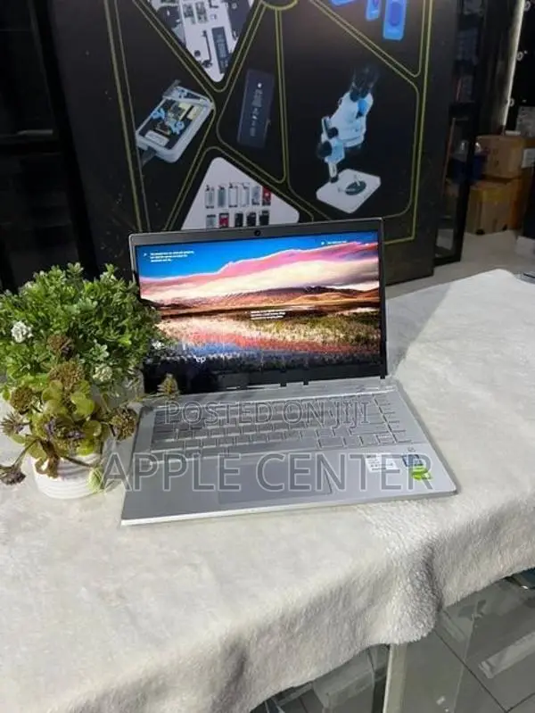 HP Pavilion 14