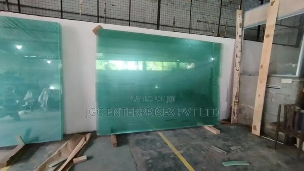 12mm – 10 × 7 sq. ft Clear Glass |