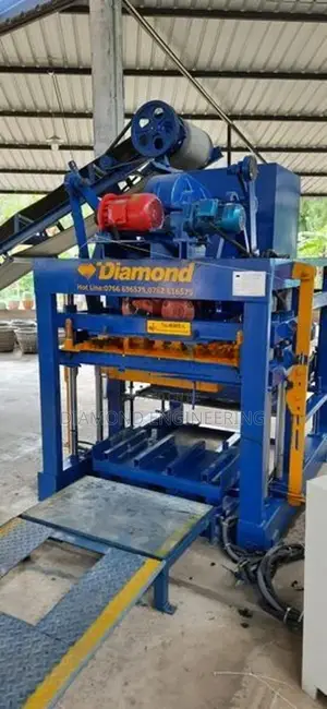 Diamond 4-30 Semi-Automatic Block Making Machine
