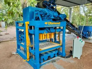 Diamond 4-30 Semi-Automatic Block Making Machine