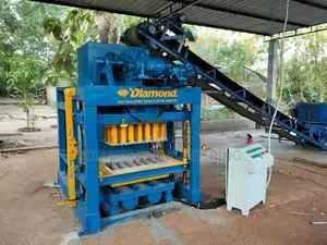 Diamond 4-30 Semi-Automatic Block Making Machine