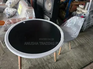 ​Modern Round Black Dining Table