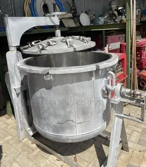 STEEL TANK (INDUSTRIAL) / ස්ටීල් ටැංකිය (කාර්මික)