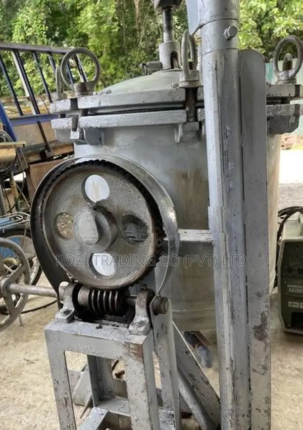 STEEL TANK (INDUSTRIAL) / ස්ටීල් ටැංකිය (කාර්මික)