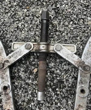 GEAR PULLER