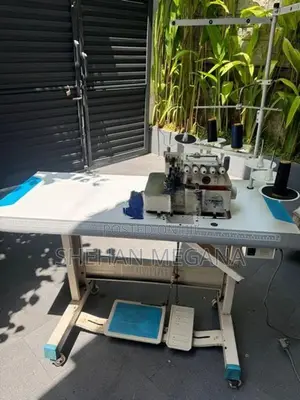 5 Thread Overlock Machine