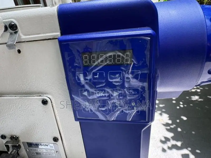 Button Hole Machine -Worlden
