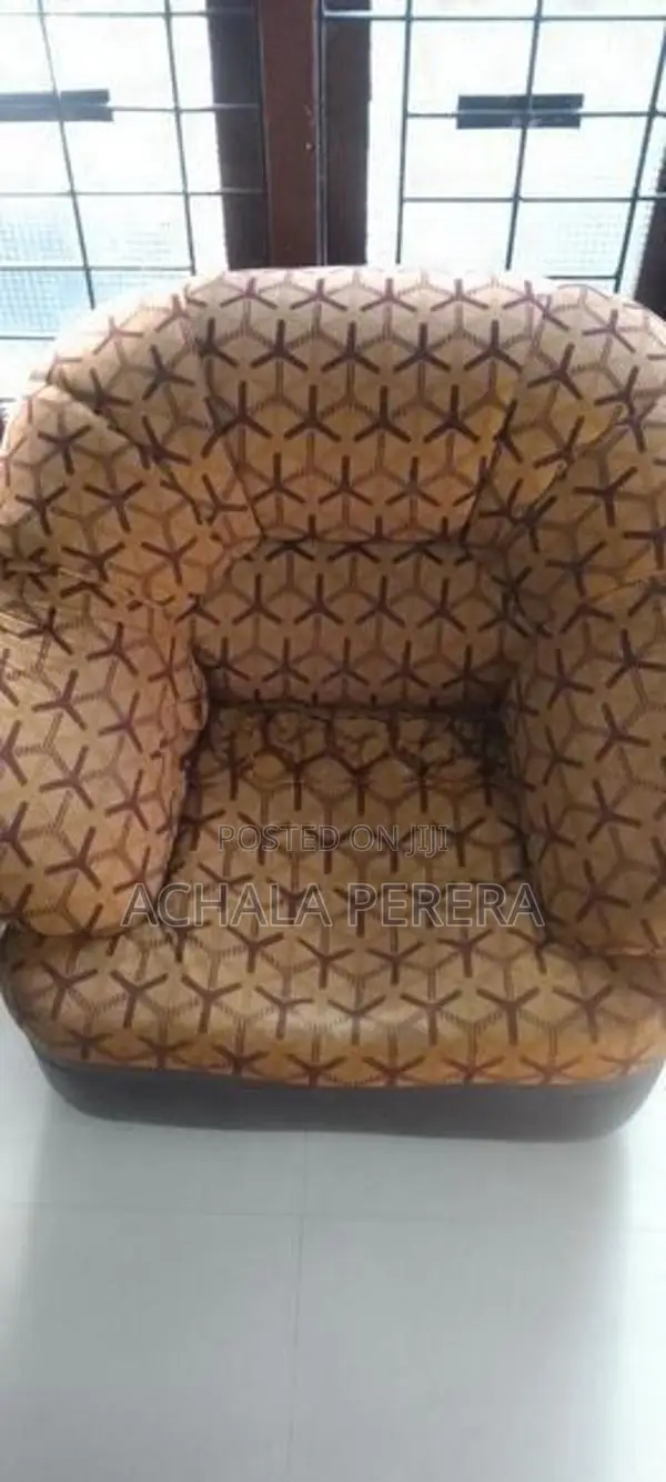Damro Sofa Set