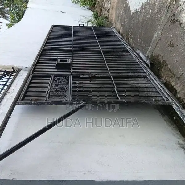 Sliding Gate