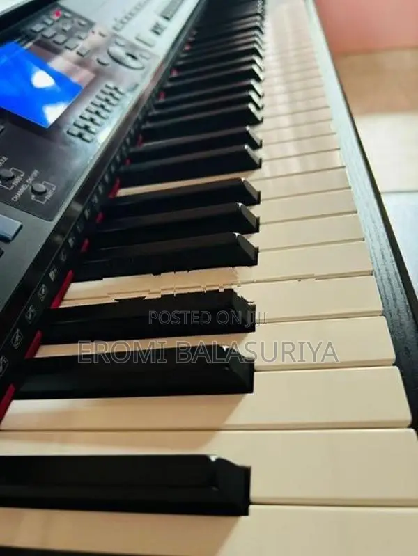 Yamaha Claviniva