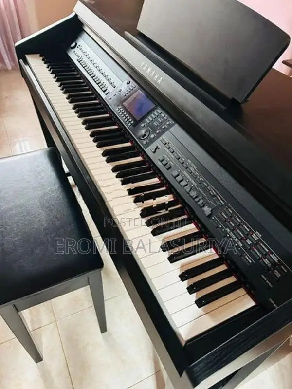 Yamaha Claviniva