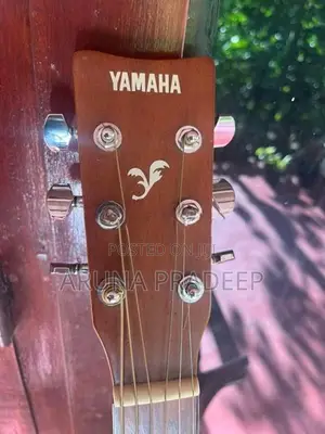 Yamaha Guitar