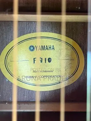 Yamaha Guitar