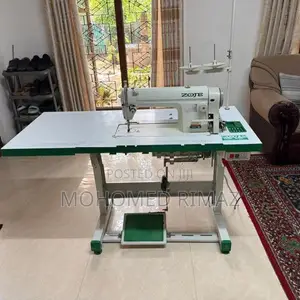 5 Thread Overlock Machine