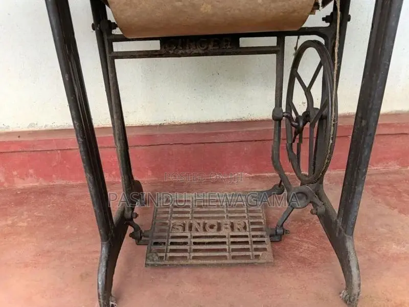 Singer Sewing Machine