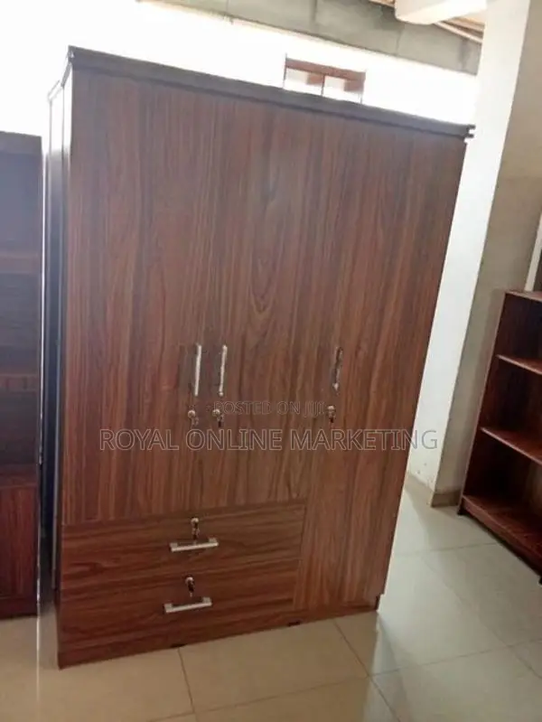 3 Door Cupboard (K-37)