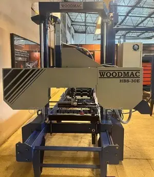 Bandsaw Machine