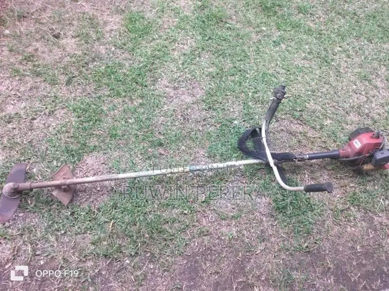 Grass Cutter Machine