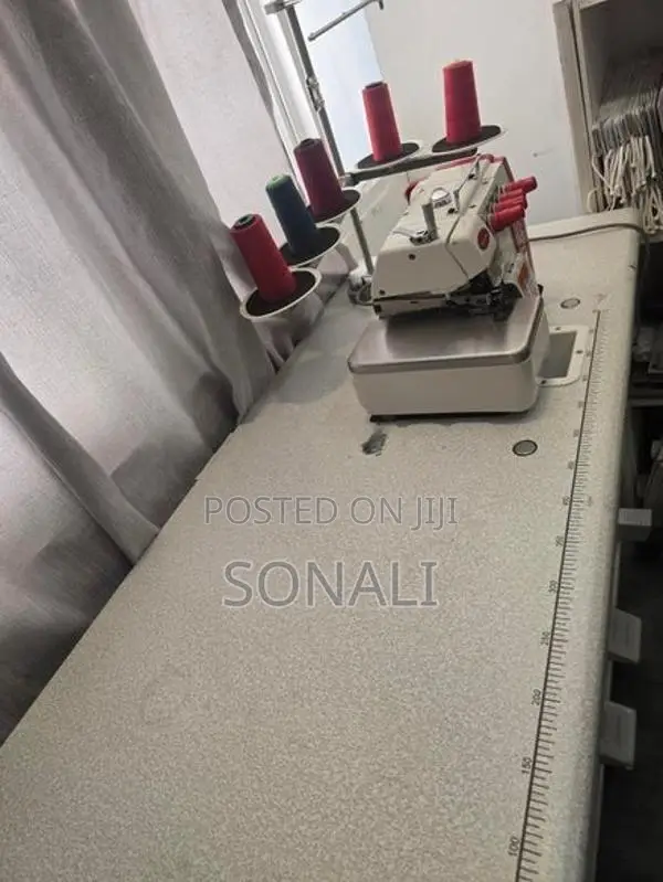 Meirhen 5 Thread Overlock Machine