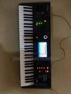 Yamaha modx6