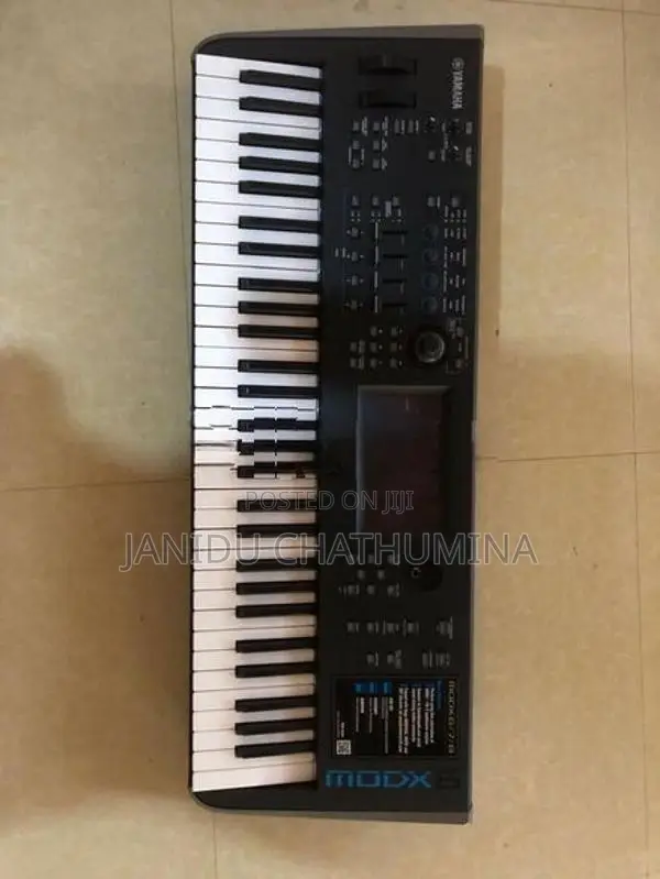 Yamaha modx6