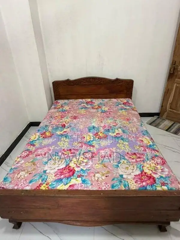 Teak Wood Bed