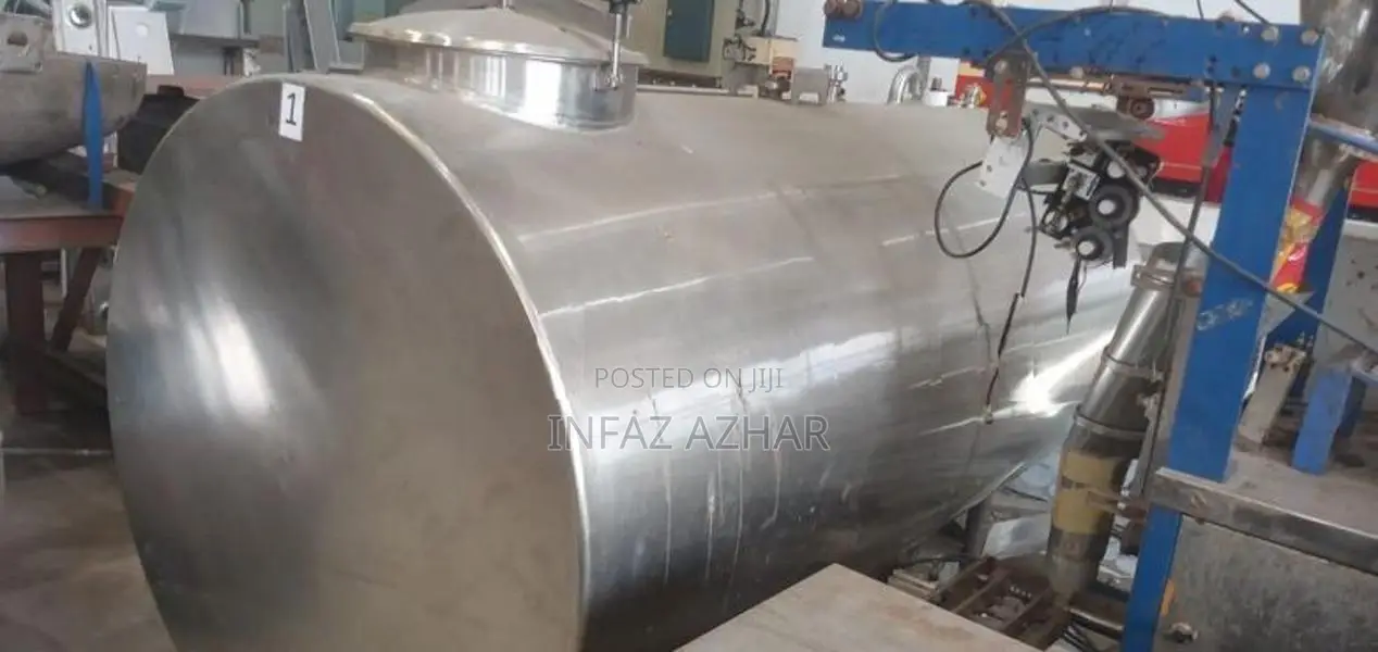 Brand New Stainless Steel 2000 Liter Tank For Dairy Production