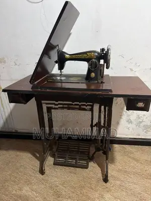 Singer Sewing Machine