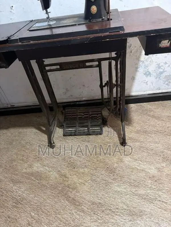 Singer Sewing Machine