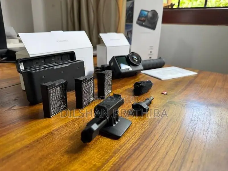 DJI Osmo Action 6 Adventure Combo + Sandisk Extreme 256GB SD Card