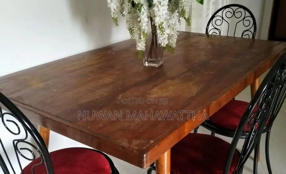 Dining Table With 04 Number Of Chairs