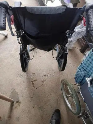 Easily Handle foldable wheel Chair